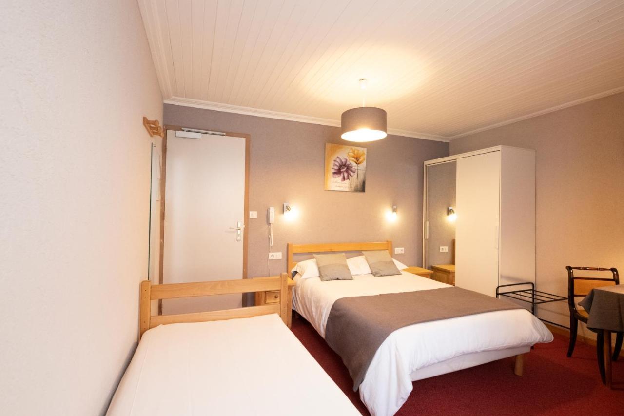 Hotel Restaurant Le Centre Lélex Eksteriør bilde